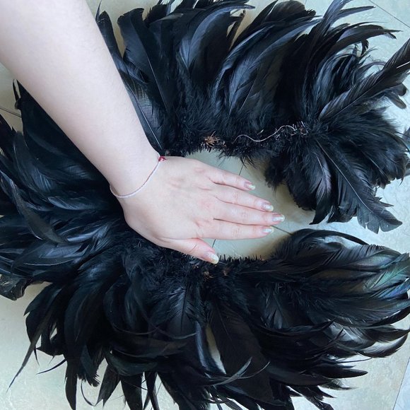 A Bunch of Feathers for Projects, NEW Black - Picture 6 of 6